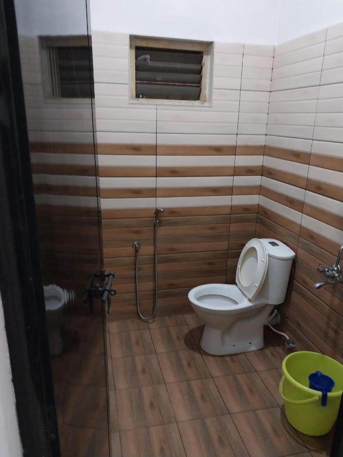 Lloydskochi Home Stay Extérieur photo